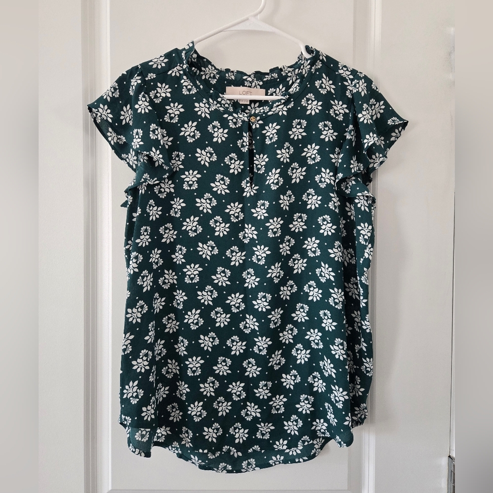 loft floral print flutter capsleeve blouse top, green, size medium